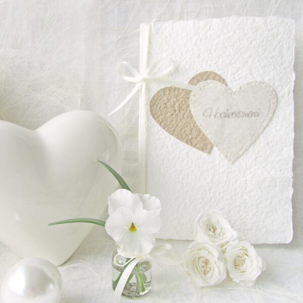 Menükarte Hochzeit "Herzen" aus handgeschöpftem Papier