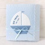 Handgemachte und personalisierbare Glückwunschkarte Segelboot blau