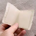 Mini-Karte mit gefaltetem Transparent-Einlegeblatt für persönliche Worte