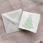 Mini-Weihnachtskarte Tannenbaum mit semitransparentem Umschlag und Einlegeblatt aus Transparentpapier