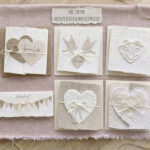 Personalisierbare Musterkarten für Hochzeitseinladungen aus handgeschöpftem Büttenpapier