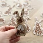 Grössenansicht Saatpapier-Osterhasen aus handgeschöpftem Papier