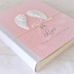 Fotoalbum Engelsflügel rosa mit Titelstreifen